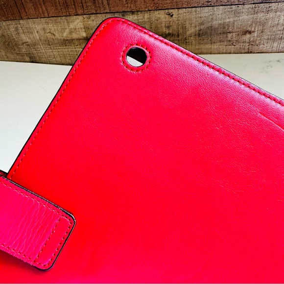 Coach Campbell Leather Turn Lock Leather IPad Case - Picture 6 of 8